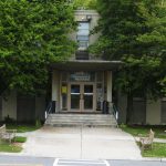 Ang Pangunahing Entrance ng Forensics Building